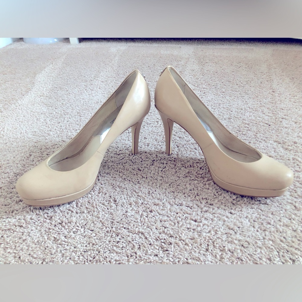 Michael Kors Nude Patent Pumps